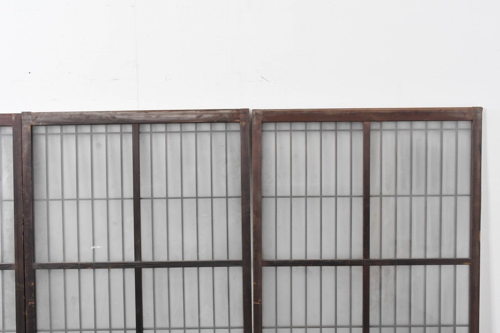 アンティーク建具　昭和中期　細やかな格子の入ったガラス窓4枚セット　(R-086764)