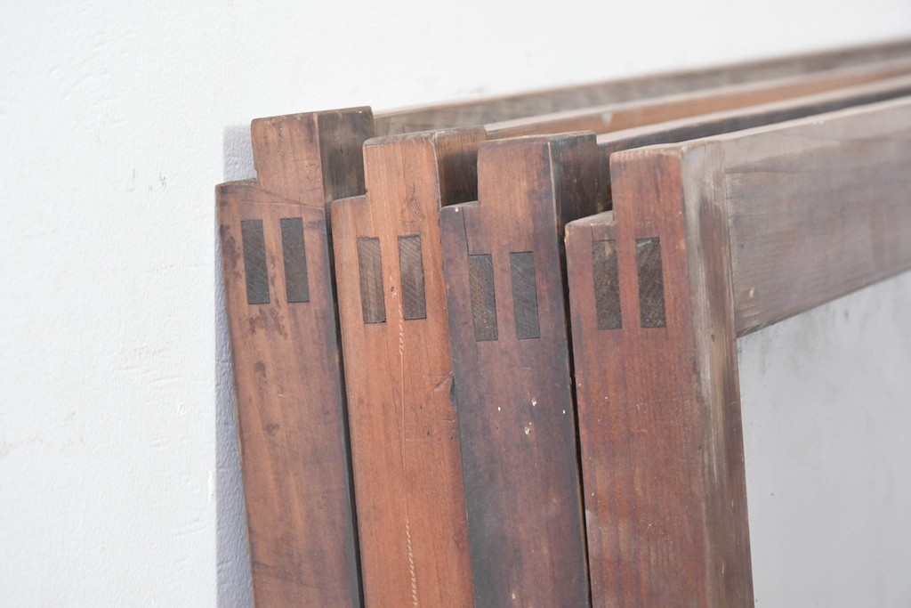 アンティーク建具　昭和中期　細やかな格子の入ったガラス窓4枚セット　(R-086764)