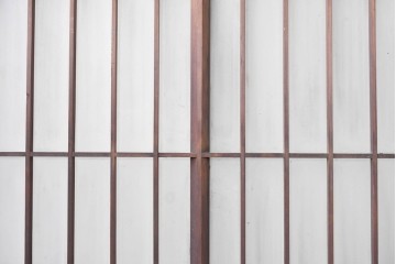 アンティーク建具　昭和中期　細やかな格子の入ったガラス窓3枚セット　(R-086765)