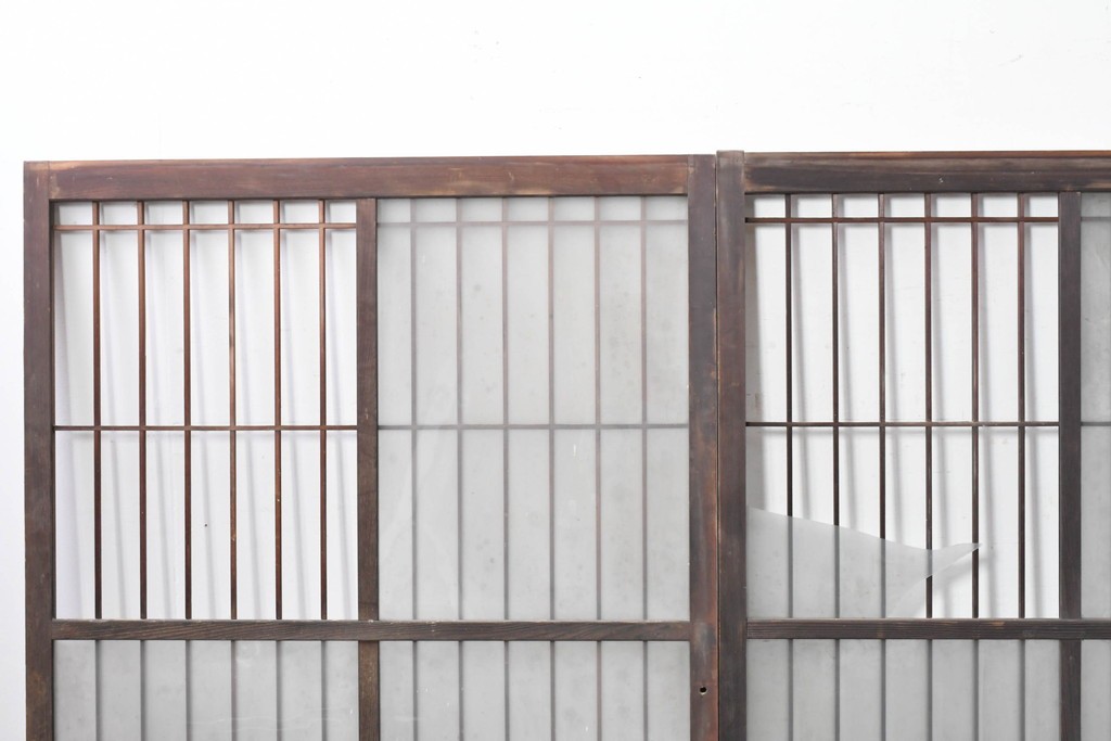 アンティーク建具　昭和中期　細やかな格子の入ったガラス窓3枚セット　(R-086765)