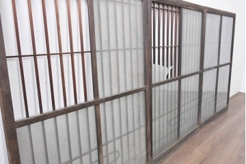 アンティーク建具　昭和中期　細やかな格子の入ったガラス窓3枚セット　(R-086765)