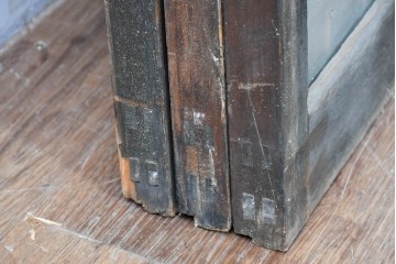 アンティーク建具　昭和中期　細やかな格子の入ったガラス窓3枚セット　(R-086765)