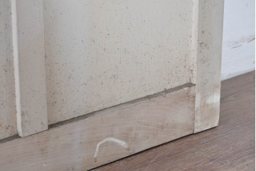 アンティーク建具　昭和初期から中期　ツートンカラー　彩光ガラス入りの引き戸2枚セット　(R-086768)