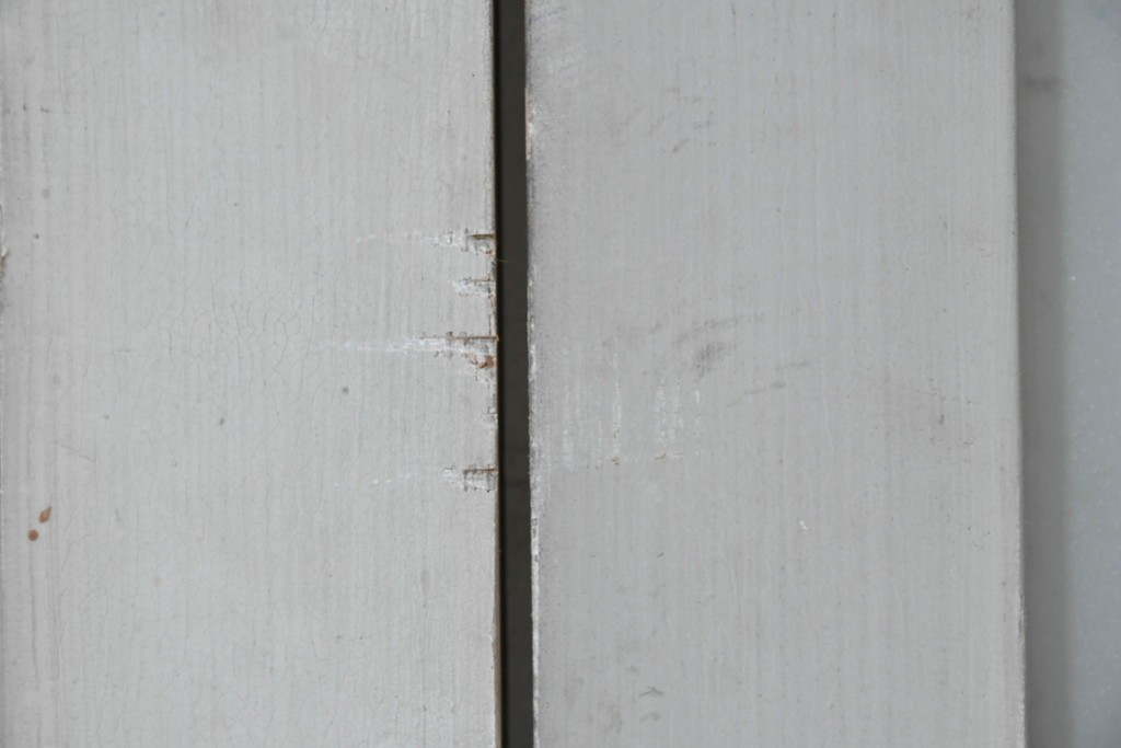 アンティーク建具　昭和初期から中期　ツートンカラー　彩光ガラス入りの引き戸2枚セット　(R-086768)