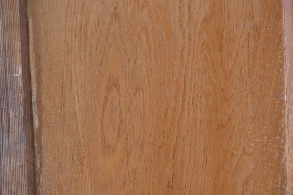 アンティーク建具　昭和初期から中期　ツートンカラー　彩光ガラス入りの引き戸2枚セット　(R-086768)