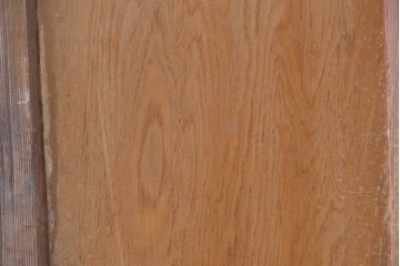 アンティーク建具　昭和初期から中期　ツートンカラー　彩光ガラス入りの引き戸2枚セット　(R-086768)