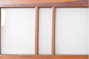 アンティーク建具　昭和初期から中期　彩光ガラス入りの木製引き戸2枚セット　(R-086769)