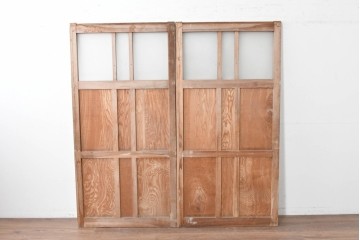 アンティーク建具　昭和初期から中期　彩光ガラス入りの木製引き戸2枚セット　(R-086769)