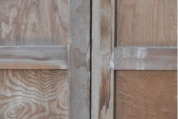 アンティーク建具　昭和初期から中期　彩光ガラス入りの木製引き戸2枚セット　(R-086769)