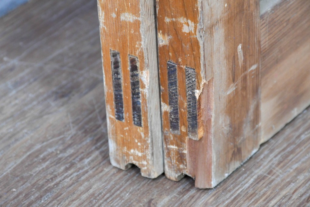 アンティーク建具　昭和初期から中期　彩光ガラス入りの木製引き戸2枚セット　(R-086769)