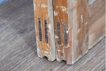 アンティーク建具　昭和初期から中期　彩光ガラス入りの木製引き戸2枚セット　(R-086769)