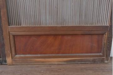 アンティーク建具　大正から昭和初期　腰板欅(ケヤキ)材　上手物!!　丸みのある縦桟のやわらかな表情が魅力の裏障子付き格子戸4枚セット　(R-086770)