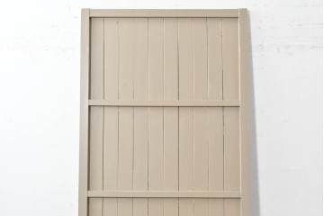 アンティーク建具　昭和初期　ペンキ仕上げがレトロな背の高い引き戸1枚　(R-086772)