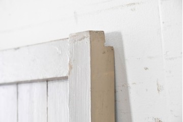 アンティーク建具　昭和初期　ペンキ仕上げがレトロな背の高い引き戸1枚　(R-086772)