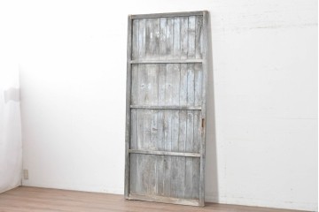 アンティーク建具　昭和初期　シャビーなペンキ仕上げの背の高い引き戸1枚　(R-086773)