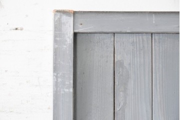 アンティーク建具　昭和初期　シャビーなペンキ仕上げの背の高い引き戸1枚　(R-086774)