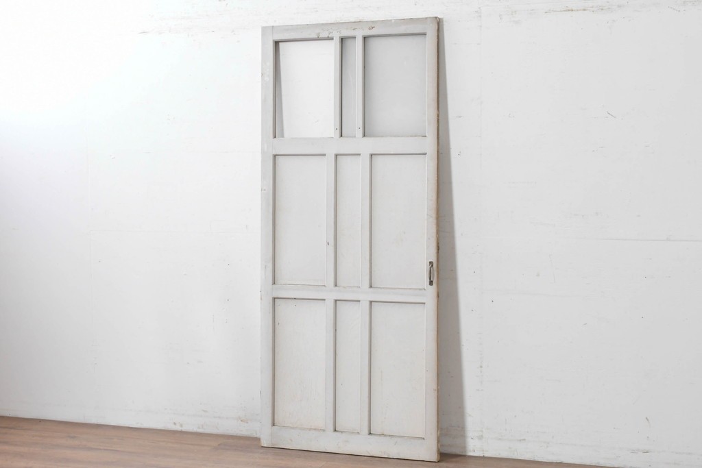 ヴィンテージ建具　昭和中期　シャビーなペンキ仕上げのガラス入りドア1枚　(R-086775)