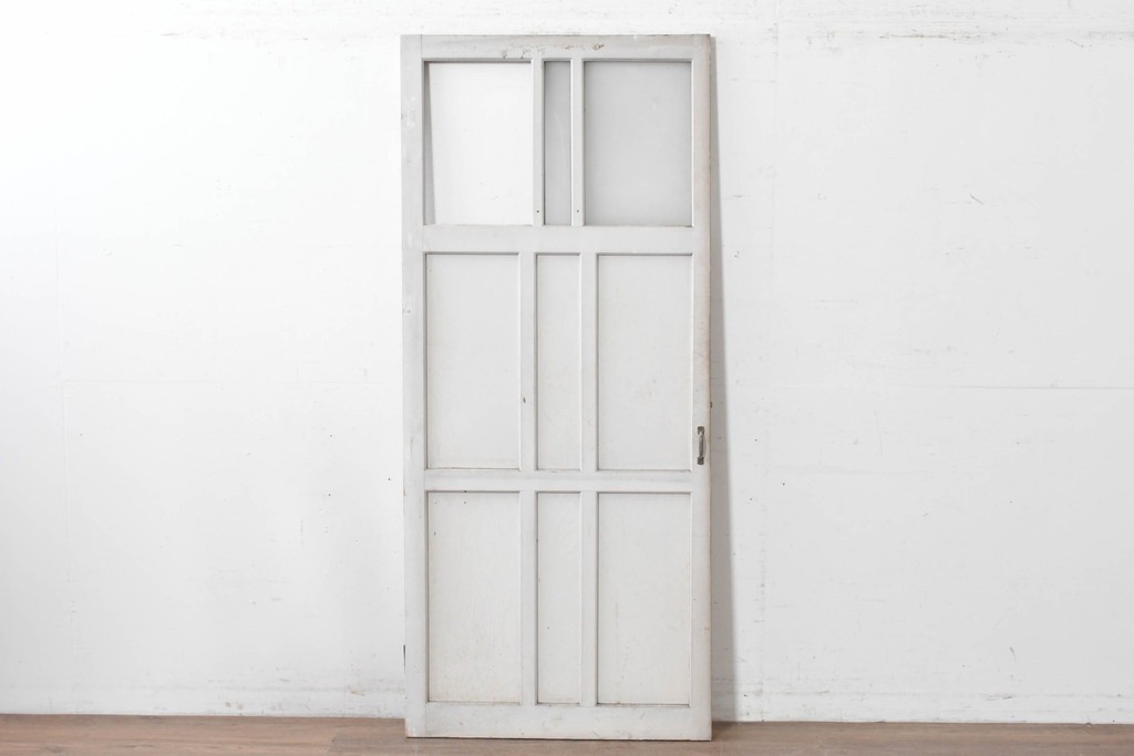 ヴィンテージ建具　昭和中期　シャビーなペンキ仕上げのガラス入りドア1枚　(R-086775)