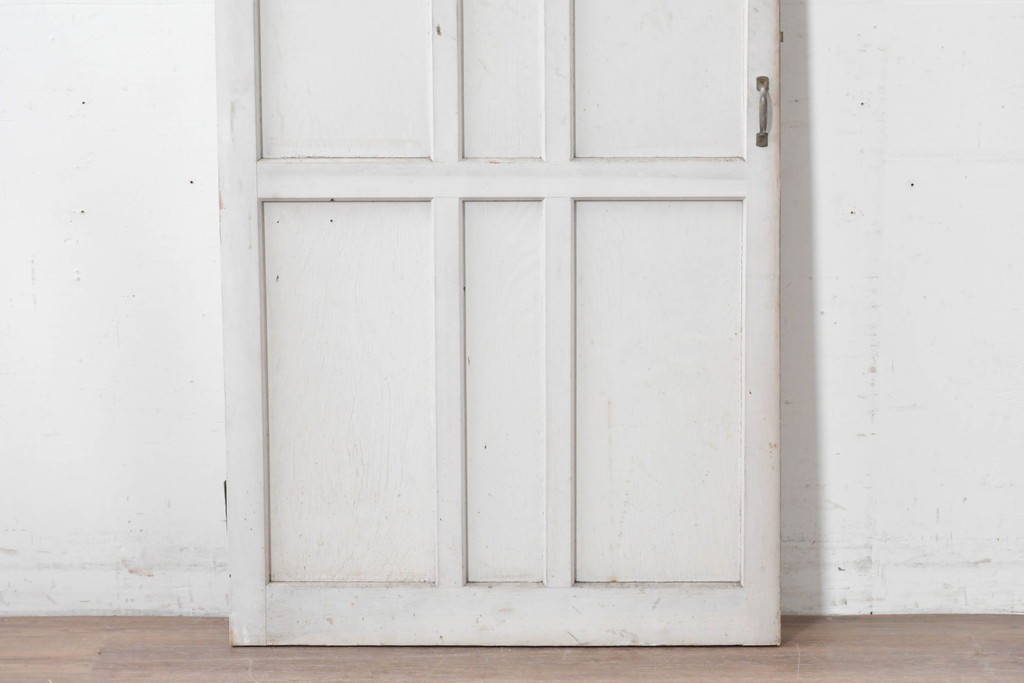 ヴィンテージ建具　昭和中期　シャビーなペンキ仕上げのガラス入りドア1枚　(R-086775)