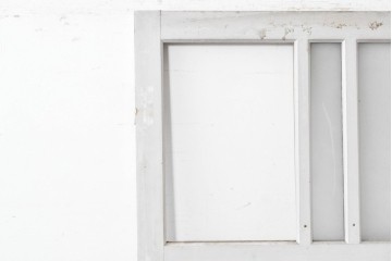 ヴィンテージ建具　昭和中期　シャビーなペンキ仕上げのガラス入りドア1枚　(R-086775)