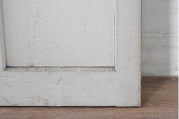 ヴィンテージ建具　昭和中期　シャビーなペンキ仕上げのガラス入りドア1枚　(R-086775)