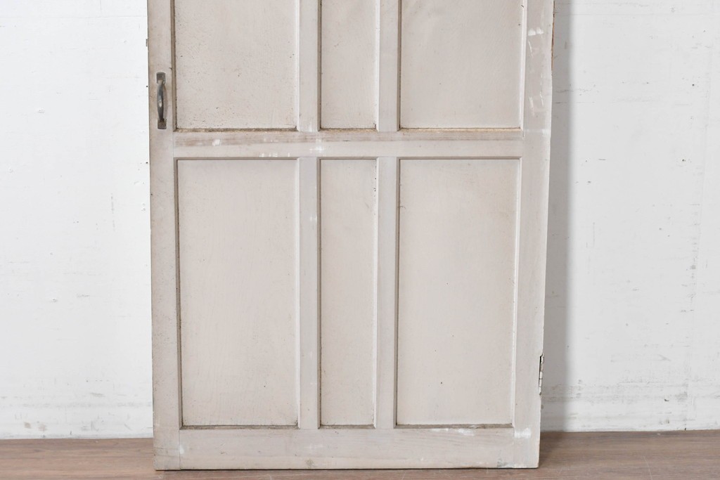 ヴィンテージ建具　昭和中期　シャビーなペンキ仕上げのガラス入りドア1枚　(R-086775)