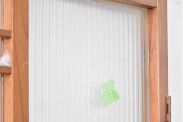 ヴィンテージ建具　昭和中期　すらりとした幅狭デザインの彩光窓付きドア1枚　(R-086777)