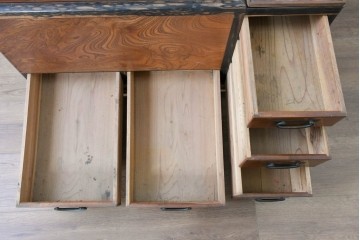 和製アンティーク　大正～昭和初期　総欅(ケヤキ)材　縁(黒柿材)　重厚な木味が魅力の長火鉢　(R-086778)