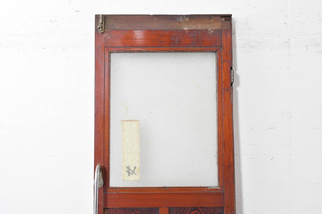 アンティーク建具　大正から昭和初期　レトロなガラス窓と味わい深い木目が目を引く細身のドア1枚　(R-086779)