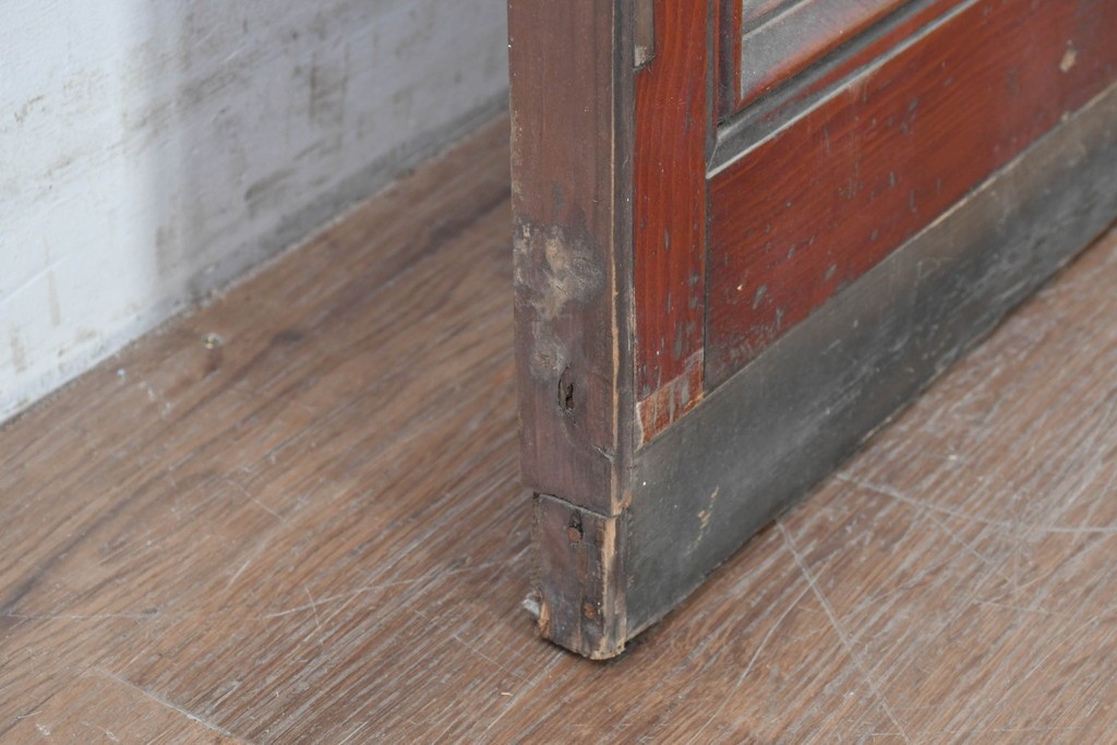 アンティーク建具　大正から昭和初期　レトロなガラス窓と味わい深い木目が目を引く細身のドア1枚　(R-086779)