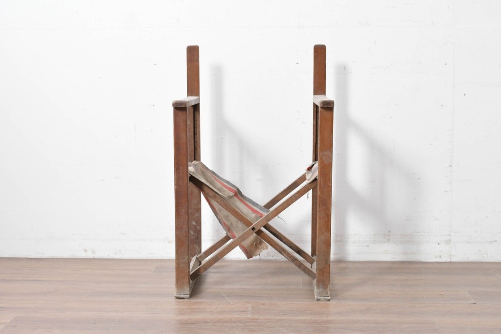 和製アンティーク　希少!!　欅(ケヤキ)材　山葉風　杢目の美しい欅材が使用された折り畳みチェア　(R-086780)