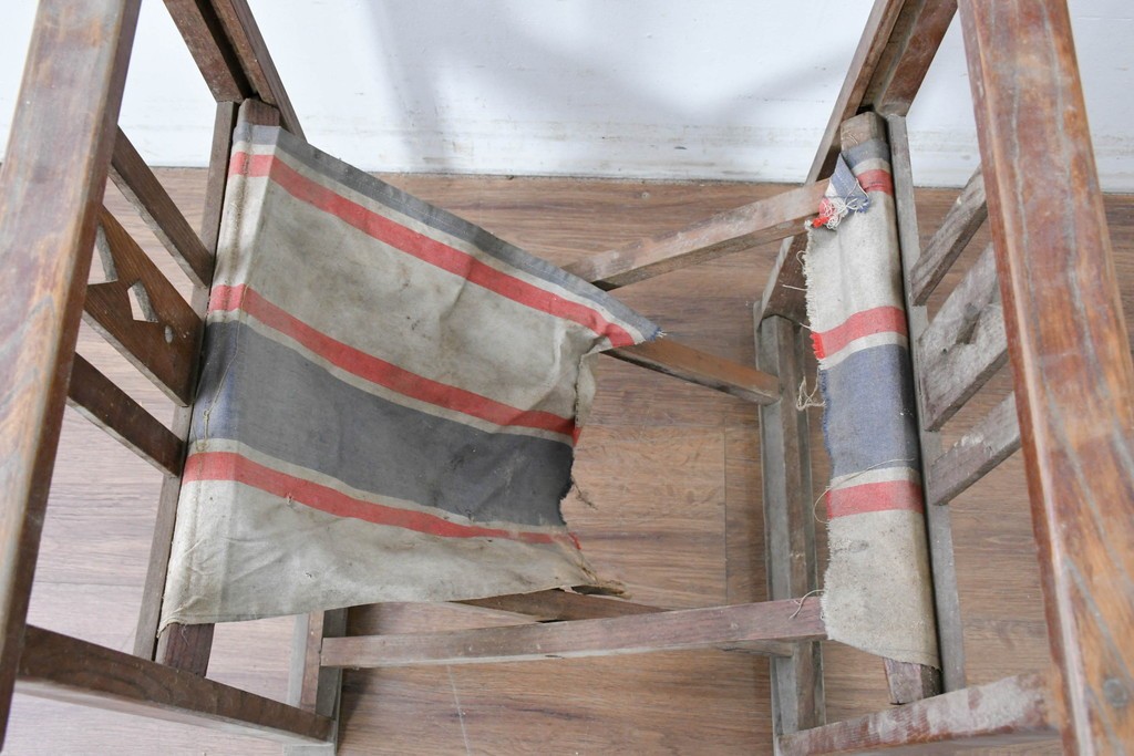 和製アンティーク　希少!!　欅(ケヤキ)材　山葉風　杢目の美しい欅材が使用された折り畳みチェア　(R-086780)