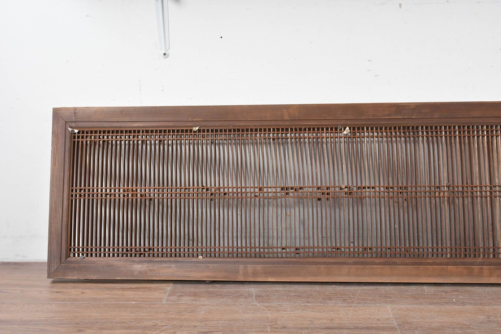 アンティーク建具　昭和初期　繊細な縦格子が美しい落ち着いた木味の筬欄間2枚セット　(R-086783)