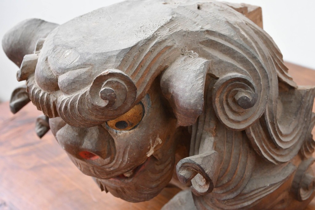 【簡易リペア限定品】　和製アンティーク　総欅(ケヤキ)材　力強く立体感のある彫刻が立派な獅子の木鼻(きばな)一対　(R-086784)