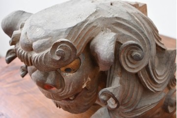 【簡易リペア限定品】　和製アンティーク　総欅(ケヤキ)材　力強く立体感のある彫刻が立派な獅子の木鼻(きばな)一対　(R-086784)