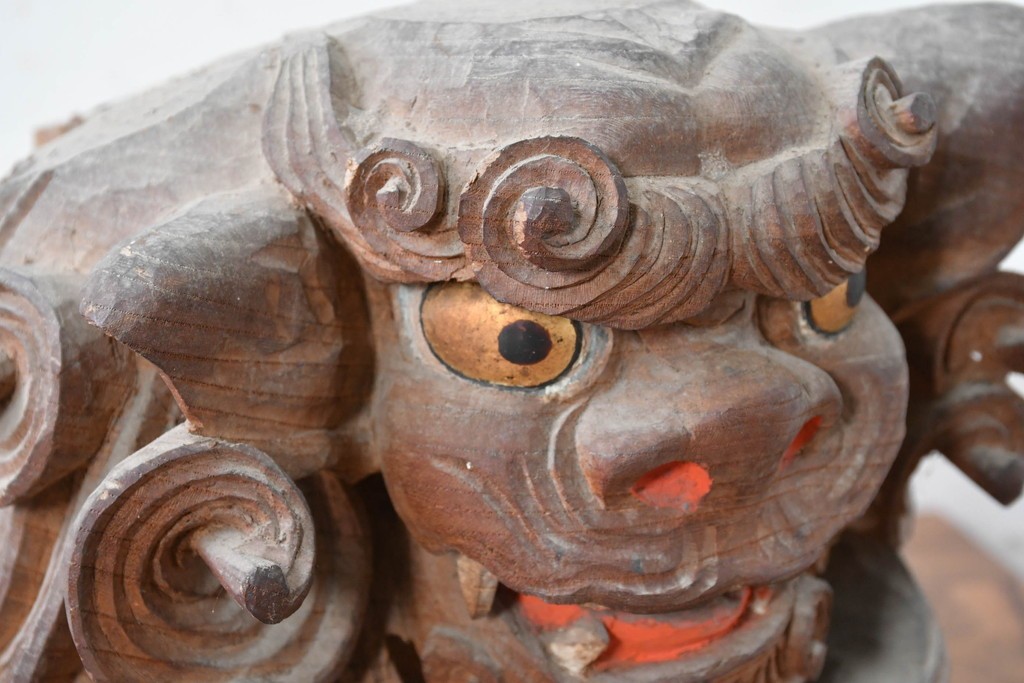 【簡易リペア限定品】　和製アンティーク　総欅(ケヤキ)材　力強く立体感のある彫刻が立派な獅子の木鼻(きばな)一対　(R-086784)