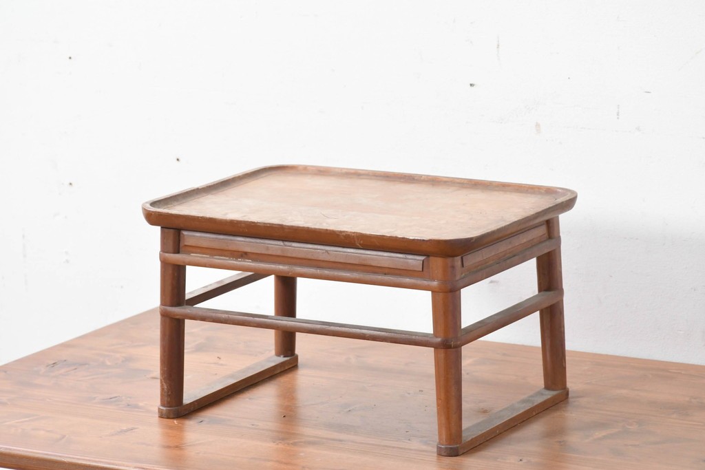 李朝　時代物　縁立ちの天板が使いやすい角膳　(R-086785)