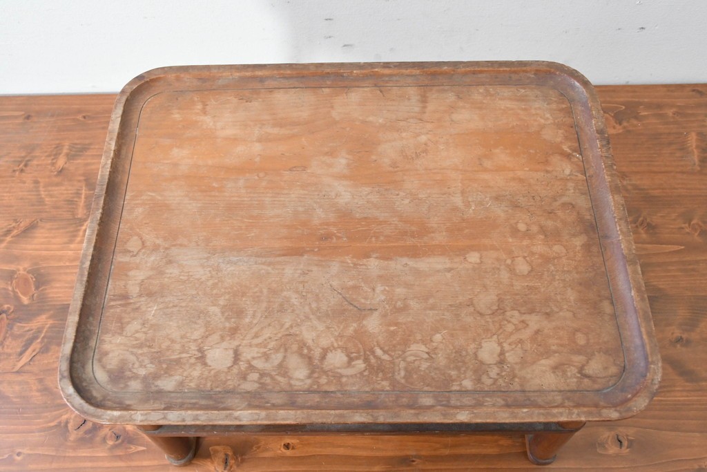 李朝　時代物　縁立ちの天板が使いやすい角膳　(R-086785)