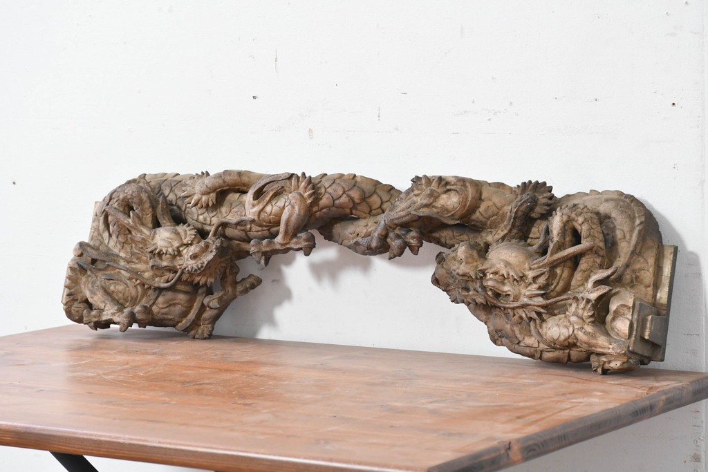 明治大正期　木彫刻　迫力のある双龍(阿形・吽形)を象った仏閣の壁掛けオブジェ　(R-086789)