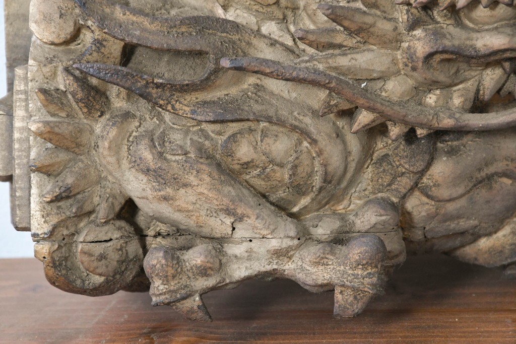 明治大正期　木彫刻　迫力のある双龍(阿形・吽形)を象った仏閣の壁掛けオブジェ　(R-086789)