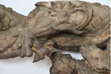 明治大正期　木彫刻　迫力のある双龍(阿形・吽形)を象った仏閣の壁掛けオブジェ　(R-086789)