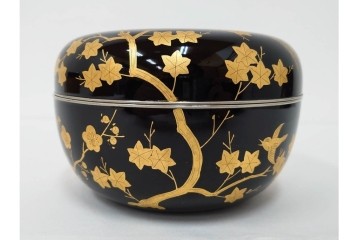 製　和田瑾斎作 鶯宿梅文の蒔絵が美しい菓子器・平安象彦作 雅な小吸物膳5点のセット　共箱付き　(R-086793)