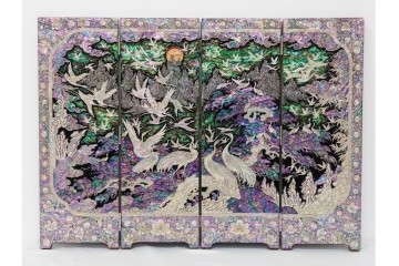 韓国　朴鎬仁作　螺鈿細工の鶴図と漢詩のデザインが見事な屏風　外箱付き　(R-086794)