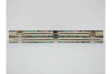 韓国　朴鎬仁作　螺鈿細工の鶴図と漢詩のデザインが見事な屏風　外箱付き　(R-086794)