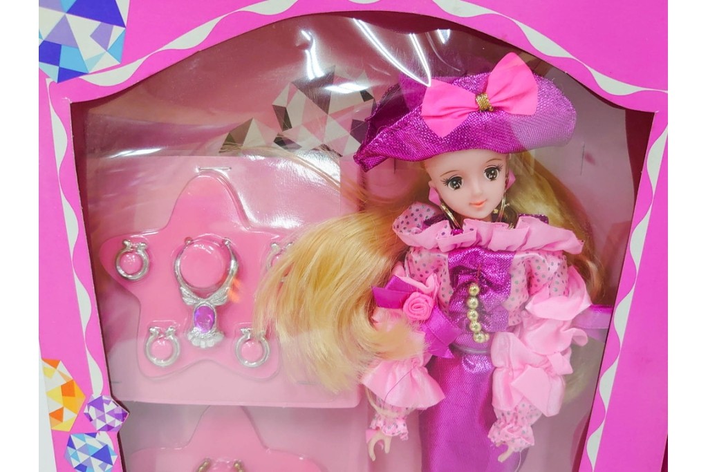 韓国　Barbie(バービー)　クリスタルシリーズ・誕生日モチーフ　バービー人形7点セット　外箱付き　(R-086796)