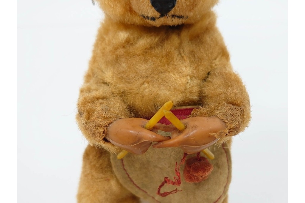 西ドイツ　MAX CARL社製　ゼンマイ仕掛けで編み物をするクマのおもちゃ　(R-086798)