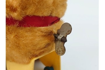 西ドイツ　MAX CARL社製　ゼンマイ仕掛けで編み物をするクマのおもちゃ　(R-086798)