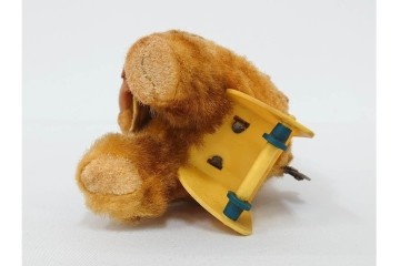 西ドイツ　MAX CARL社製　ゼンマイ仕掛けで編み物をするクマのおもちゃ　(R-086798)