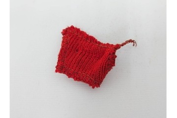 西ドイツ　MAX CARL社製　ゼンマイ仕掛けで編み物をするクマのおもちゃ　(R-086798)