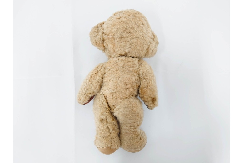 イギリスヴィンテージ　メリーソート(MERRY THOUGHT)社　チーキーシリーズ　REGタグ付き　高さ約34cmの愛らしいテディベア　(R-086799)